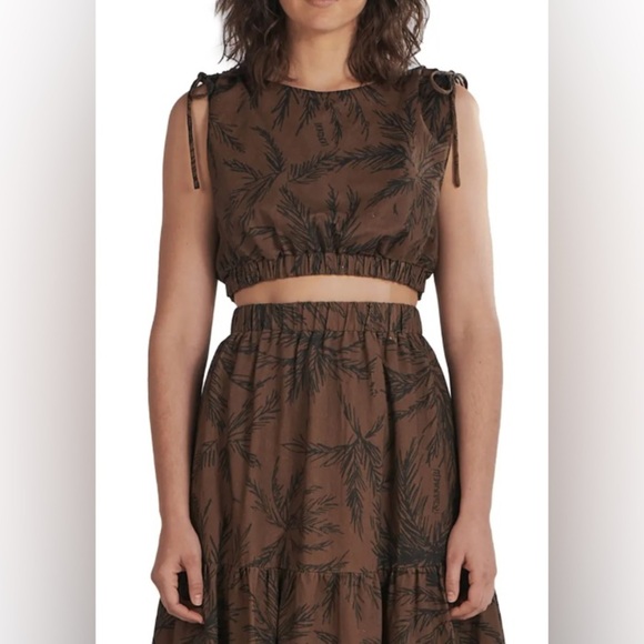 Charlie Holiday Linen Blend Chloe Printed Crop Top in a US size 6, NWT! - Picture 3 of 10